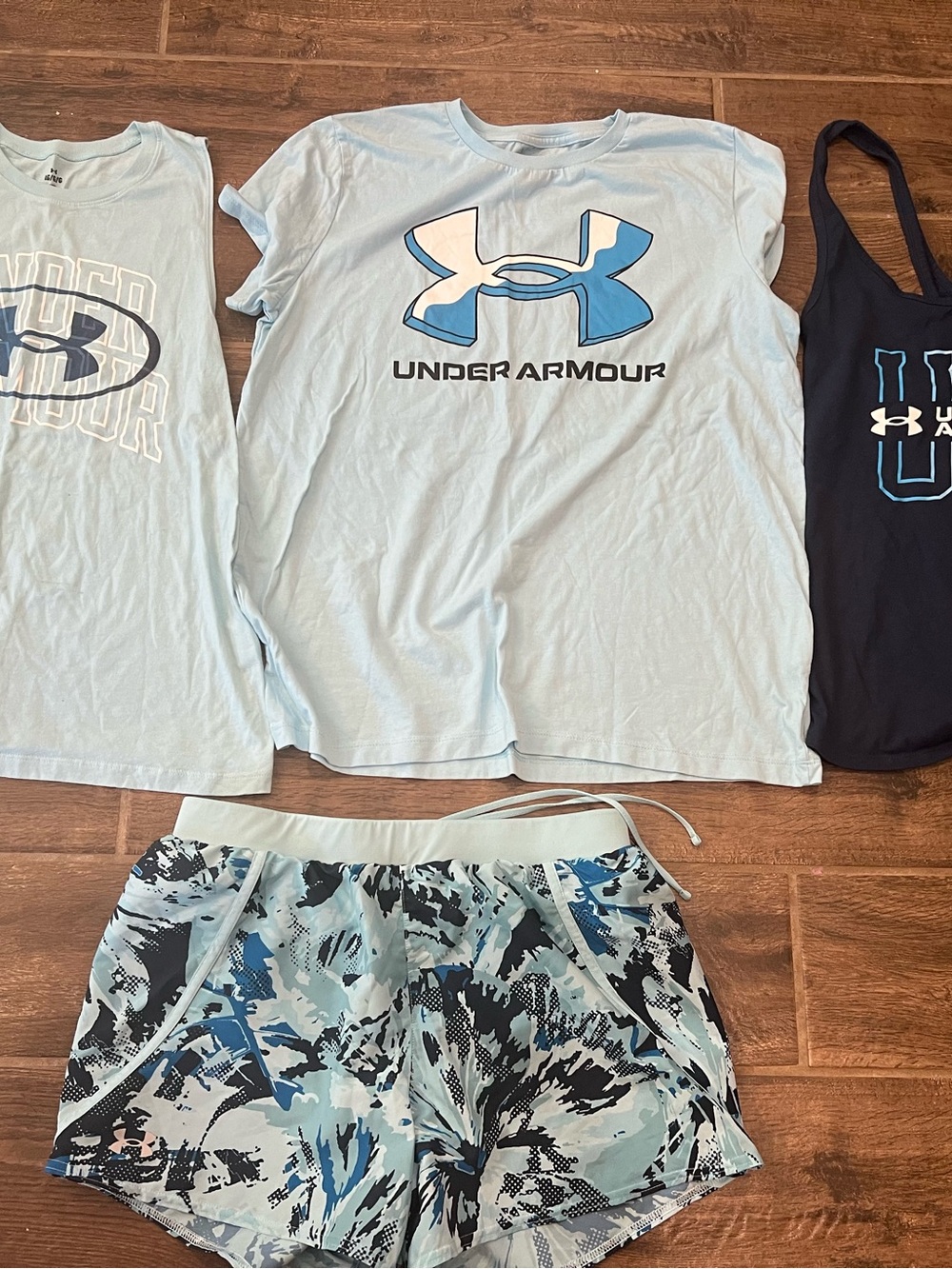 Under Armour Light Blue Logo Tee - Womens